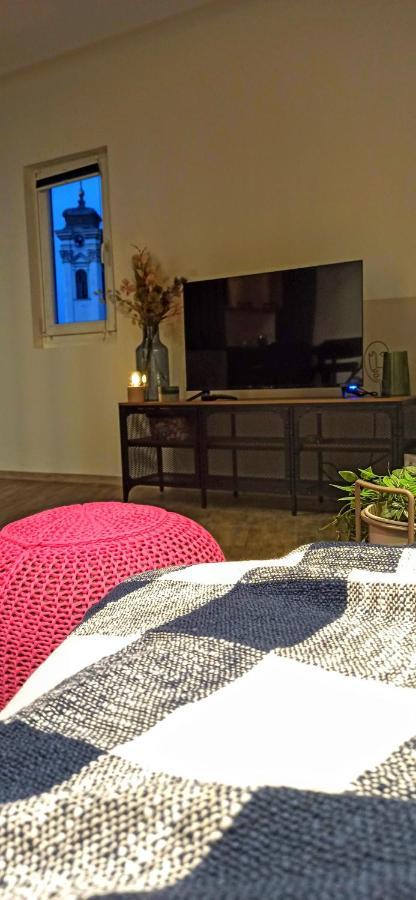 Malac-New Equipped Studio Apartment Within The City Core Nowy Sad Zewnętrze zdjęcie